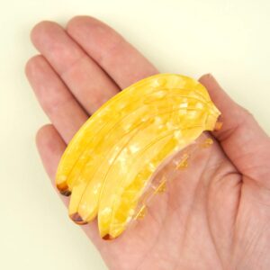 Bananas hair claw