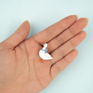 Goose pin