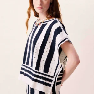 Debbie top - navy blue