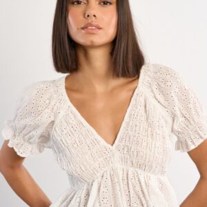 Broderie anglaise crop top